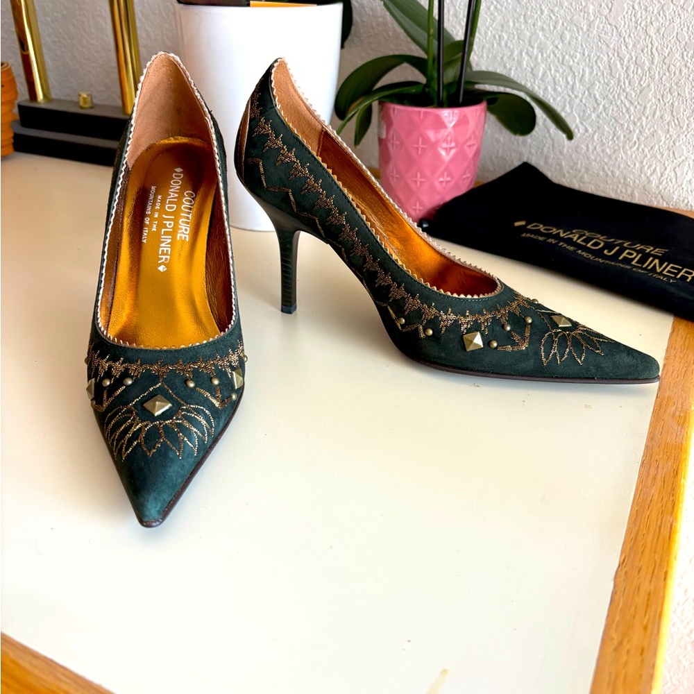 Donald J. Pliner Green Cutout Leather Heels